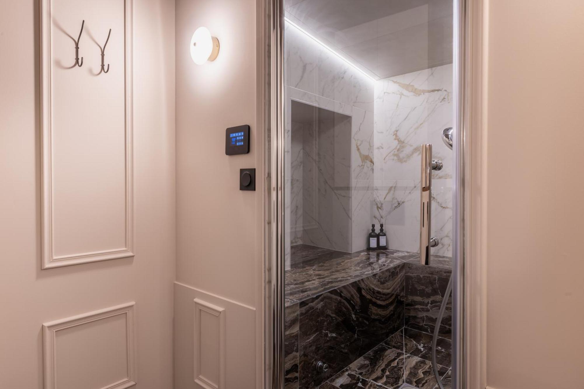 C0C00N Veritable Hammam A Partager A Deux Riom Dış mekan fotoğraf
